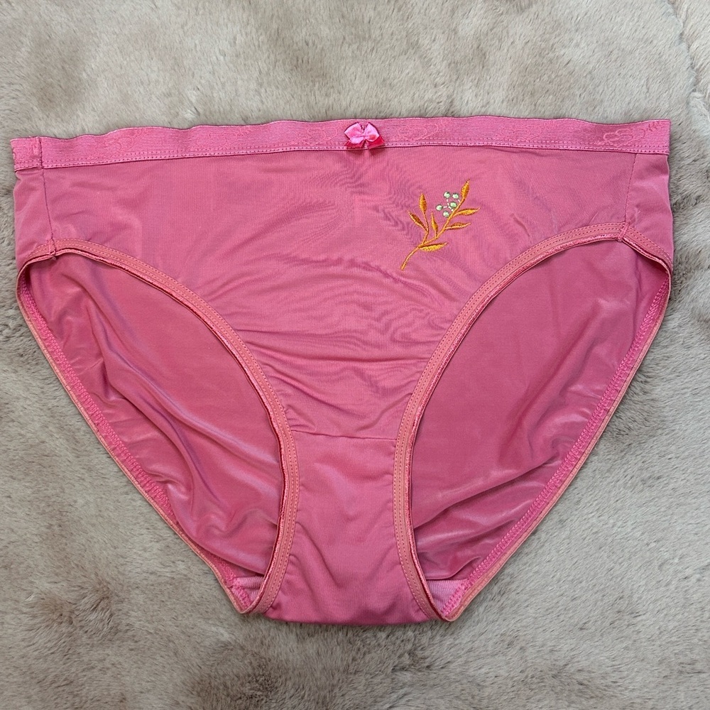 Vintage Pink Panties with Floral Detail